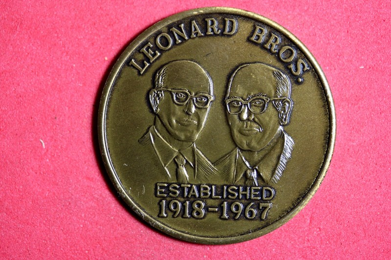 1985 Leonard Bros. Marvin & Obie Historical Marker Fort Worth, TX Medal #M19772