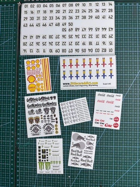 Diorama et racing : stickers sponsors 1/43 pour modélisme
