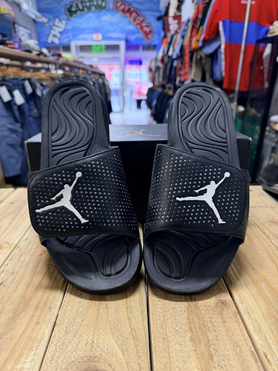 Mens Jordan Hydro 5 Size 10 “Black” 820257-010 Slide Sandals NEW