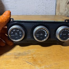 OEM Subaru Temperature Control Unit – 2012-2014 XV Crosstrek & Impreza – Part 72311FJ050 (Used, Fully Functional)