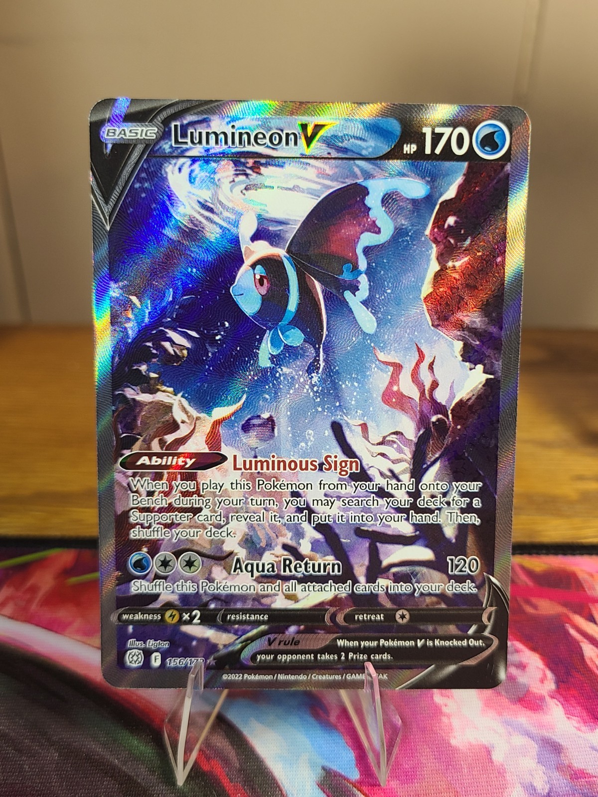 Lumineon V 156/172 Swsh09: Brilliant Stars Full Art Holo English 2022