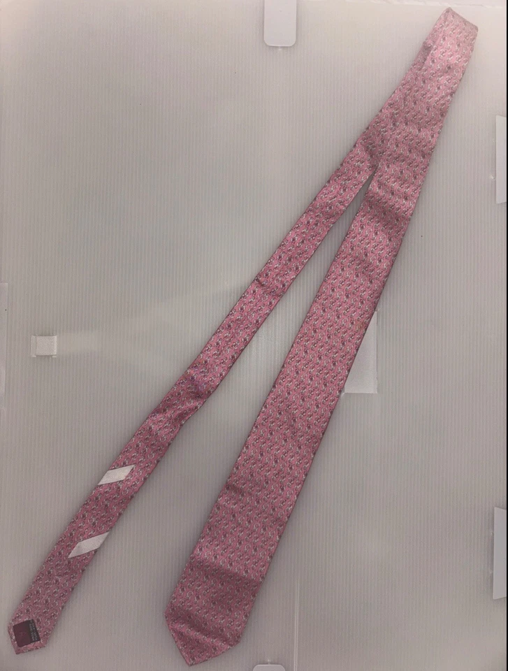 Corbata de seda Salvatore Ferragamo para hombre patrón elefante rosa hecha en Italia 100 % seda Foto 3 de 3