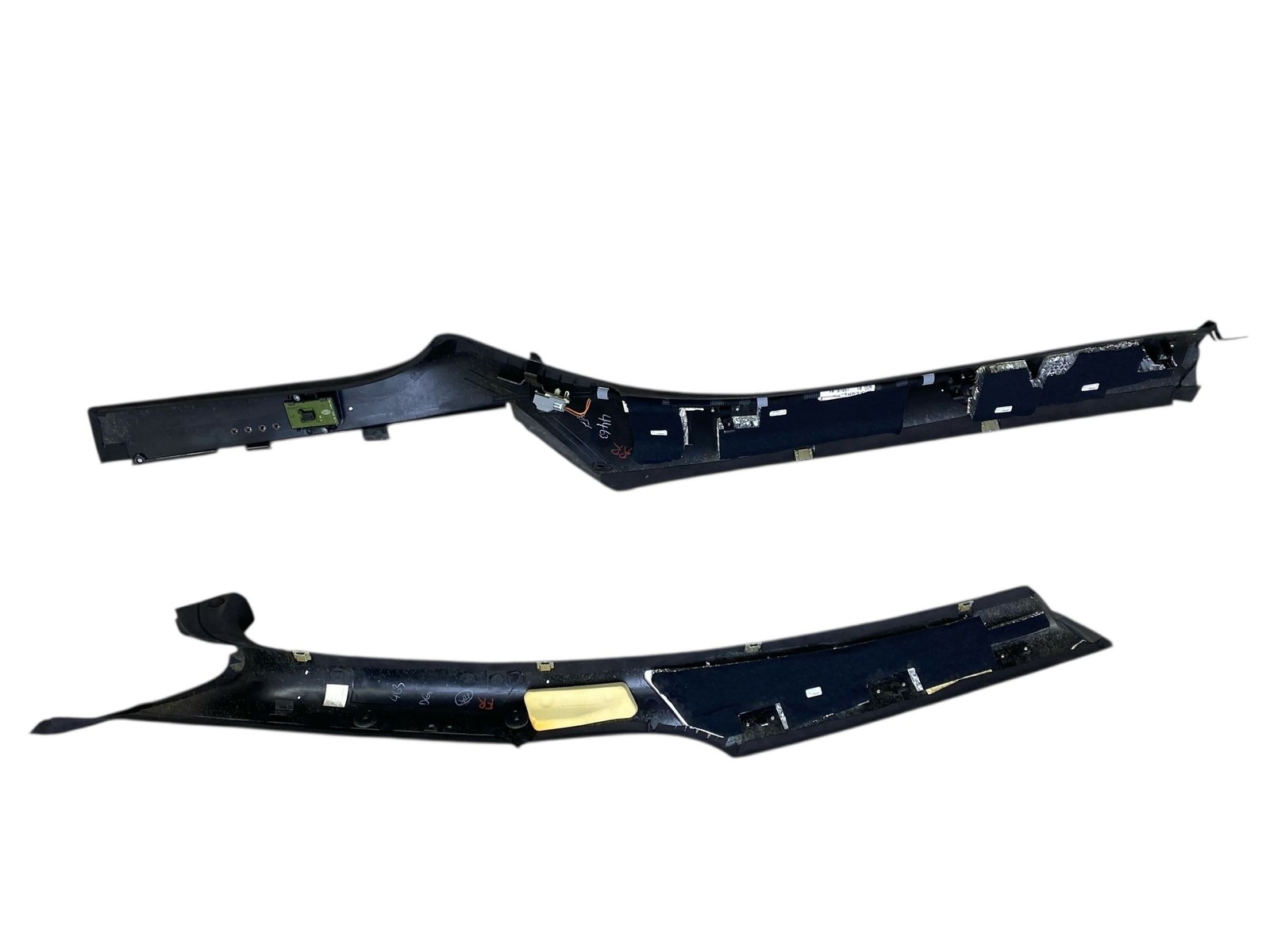 2015 ASTON MARTIN RAPIDE RIGHT A PILLAR TO D PILLAR QUARTER PANEL TRIM COVER SET