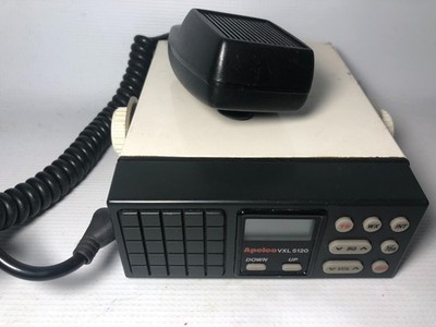 Apelco Raytheon Marine Radio with Microphone