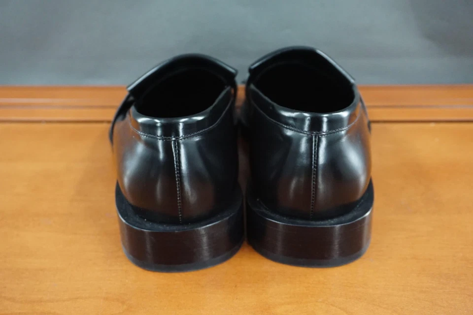 Zapato de pasarela Stuart Weitzman Royce para hombre 9 mocasines sin cordones de cuero negro Foto 4 de 4