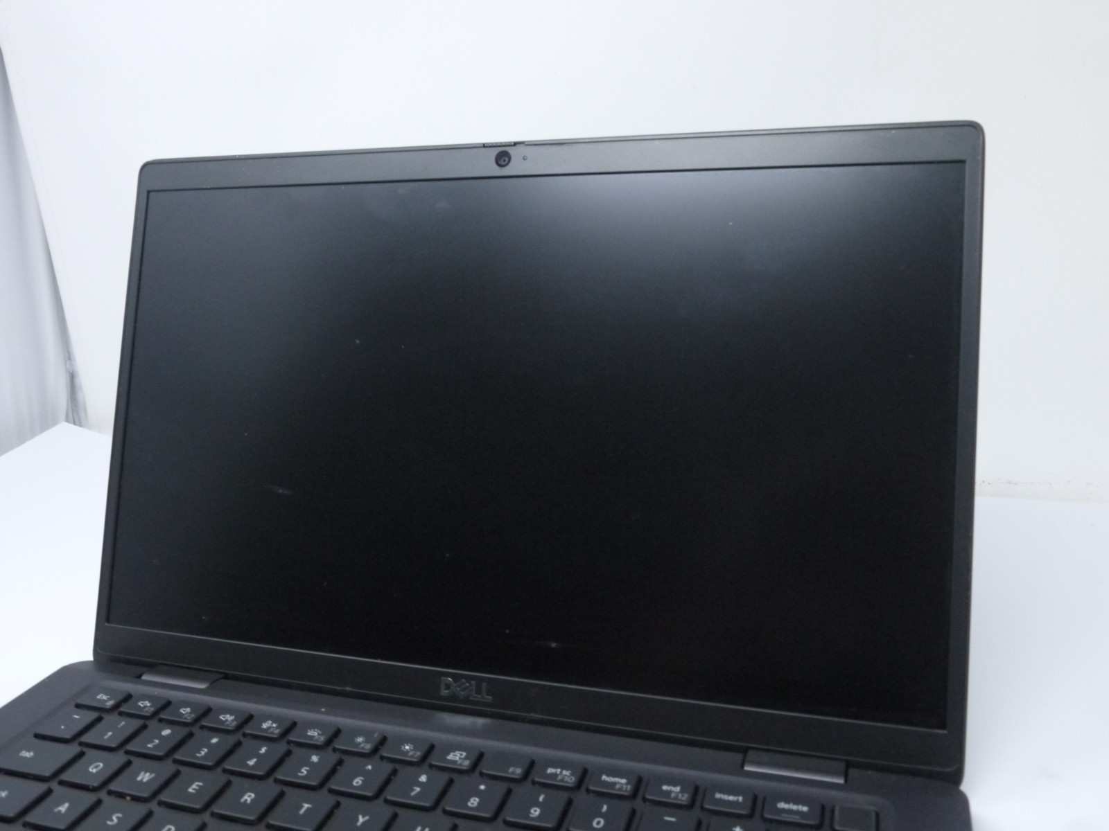 Dell Latitude 7330, 13.3-Inch Laptop, with Intel Core i7 12th Gen., Windows 11 Pro
