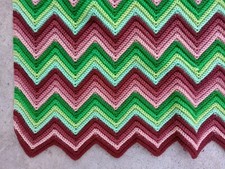 Homemade Crochet Chevron Ripple Afghan Blanket Throw Zig Zag Vtg Retro Boho MCM