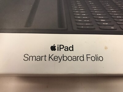 Apple Smart Keyboard Folio 11-inch iPad Pro, MXNK2LL/A A2038