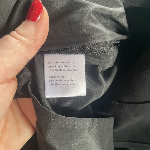 Akris Punto NWT black trumpet skirt Size 8 - Picture 9 of 9