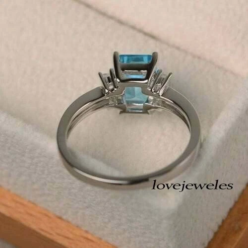 Anillo de boda de compromiso de oro blanco de 14 quilates de aguamarina real talla esmeralda de 2,51 quilates Foto 3 de 4