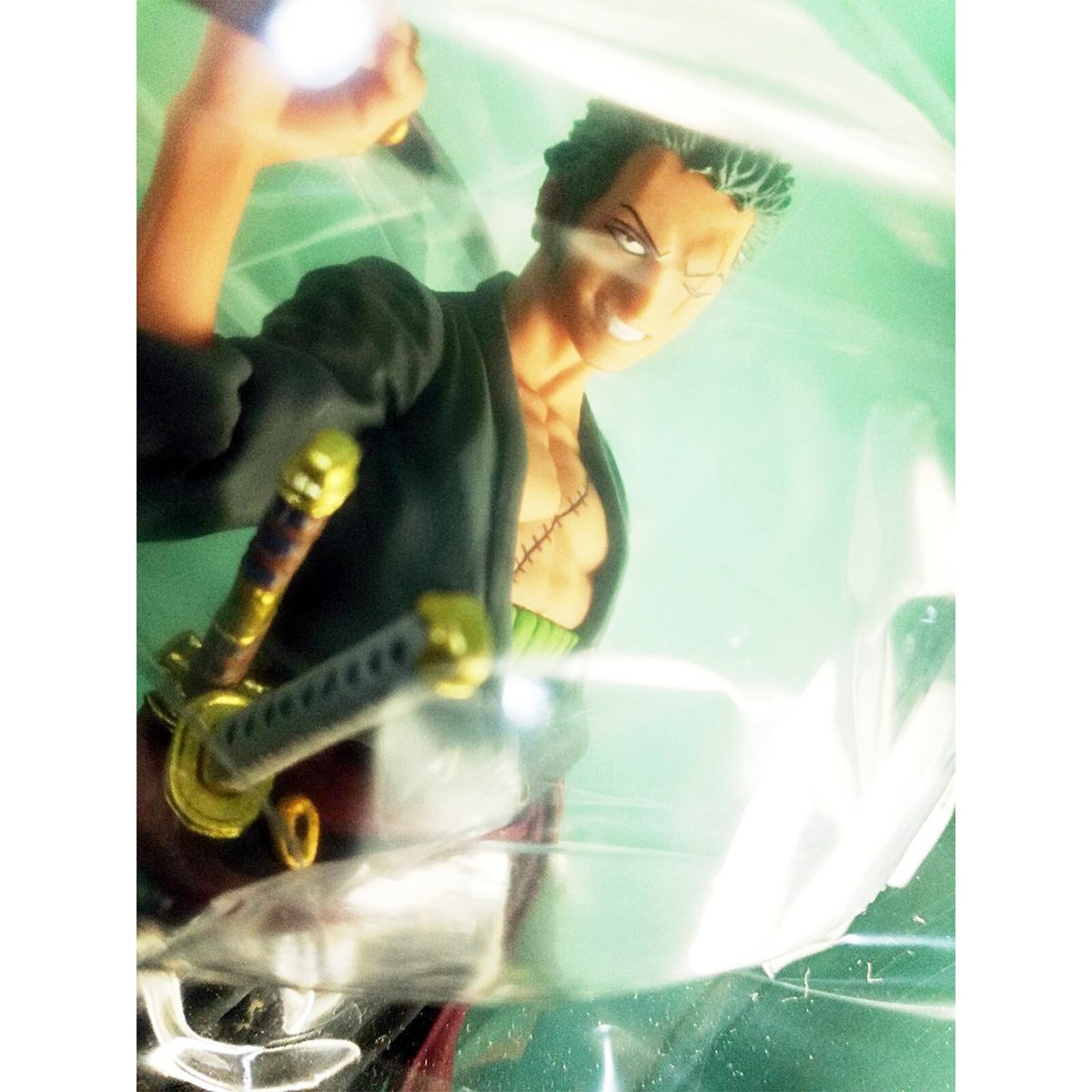 Figura Ichibansho One Piece - Roronoa Zoro (Best Of The Buddy) - Statua Da Collezione Bandai Spirits 13 Cm