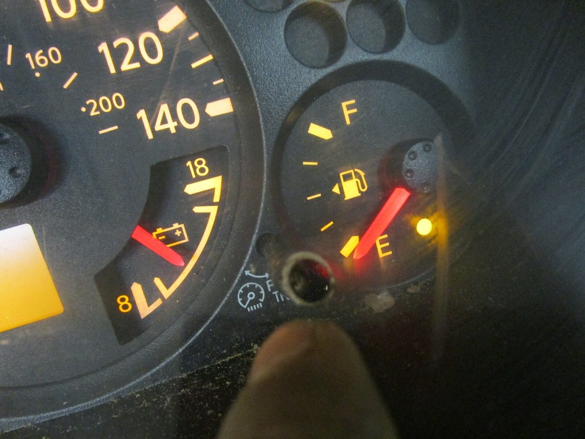 08 2008 Nissan Frontier Speedometer Instrument Cluster 182k