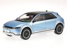 Hyundai Ioniq 5 2022 light blue metallic diecast model car CLC514 IXO 1:43