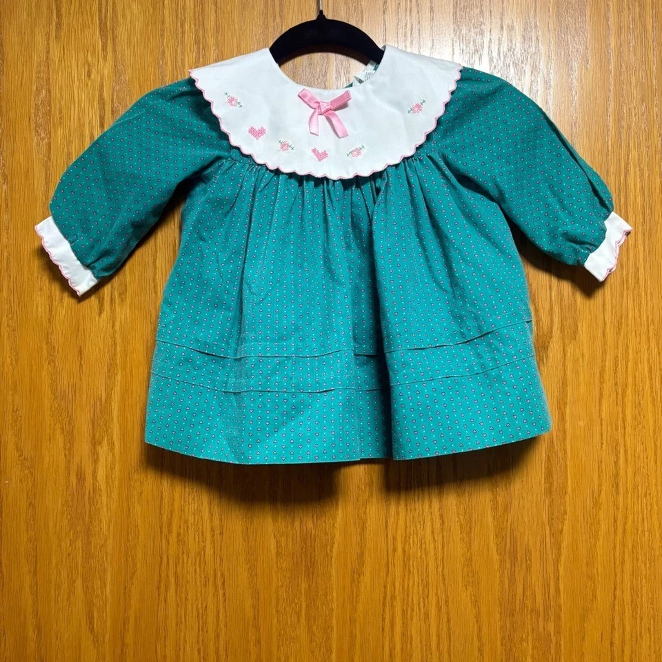Vintage baby toddler Green Heart Print Dress White Collar Pink Ribbon Detail - Image 2 of 4