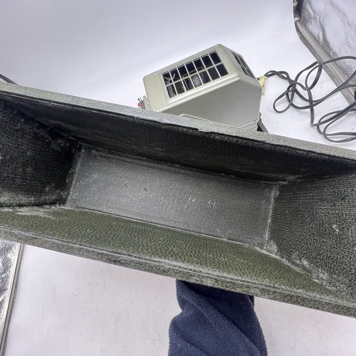 Vintage Viewlex Projector Model Number AP-2C Includes Case ~ Turns On, Untested - Bild 14 von 24