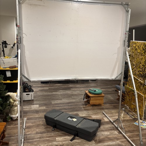 Draper Cinefold 54x74 Projection Screen w/ Stand & Case Police Briefing