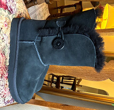 UGG Bailey Button Women s Black Suede Sheepskin Lined Mid-Calf Boots US 8