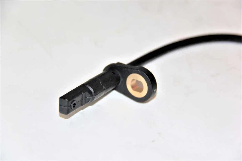 Sensor de velocidad de rueda ABS MTC 1010934 para 03-07 Nissan Murano Foto 2 de 3