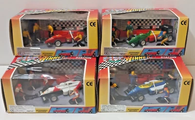 F1 lot de 4 diorama pit stop Formule1 voiture miniature 1/43 collection complète - Photo 1/4