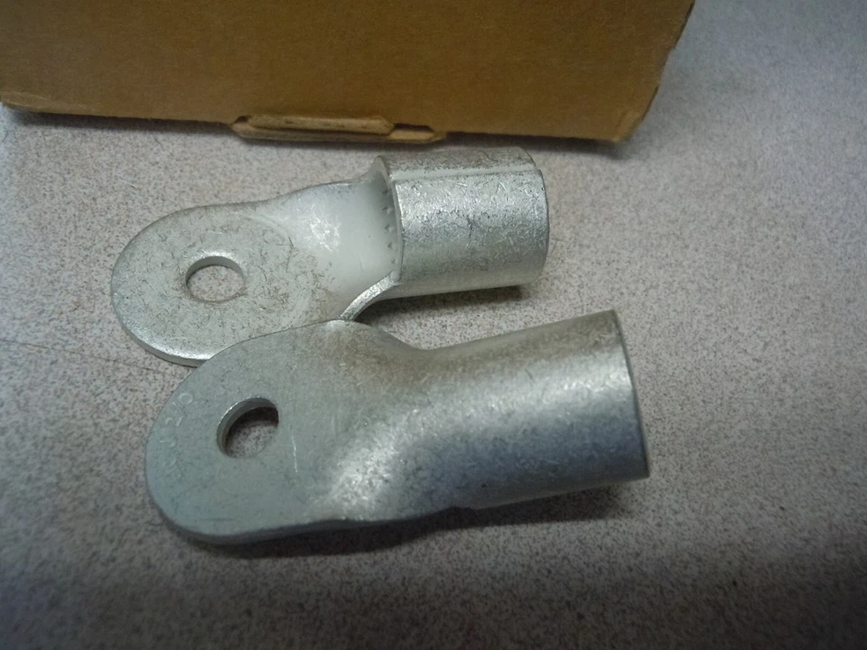 Ring and Spade Terminals Part - 191930342 for 2/0 AWG Wire, Stud Size 1/4" (M6) - Image 3 of 4