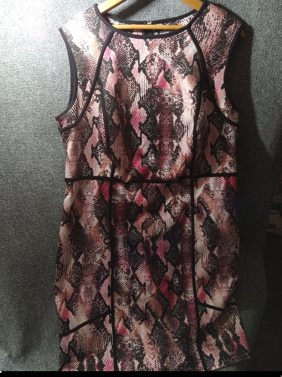 pink snakeskin bodycon dress Pink Snake Print Strappy Plunge Bodycon Dress