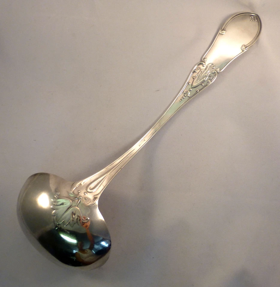 Cucharón de sopa de plata con moneda Heller decorada-12 1/4" Foto 4 de 4