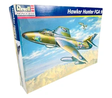 #85-4675 Hawker Hunter FGA 9 Airplane Plastic Model Kit~ Sealed 1:32