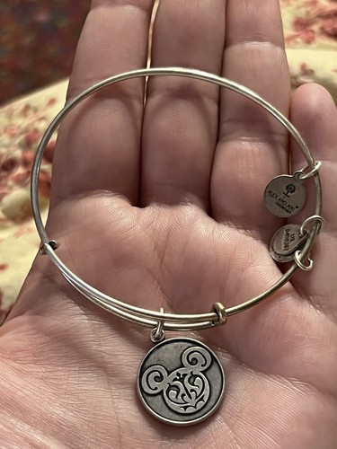 Ani Bracelet Mickey Mouse Ears 