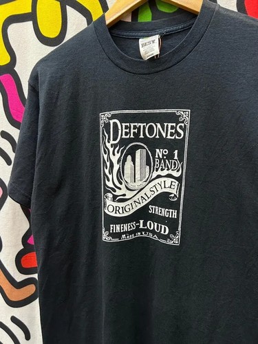 Vintage 2000s Deftones tshirt size M