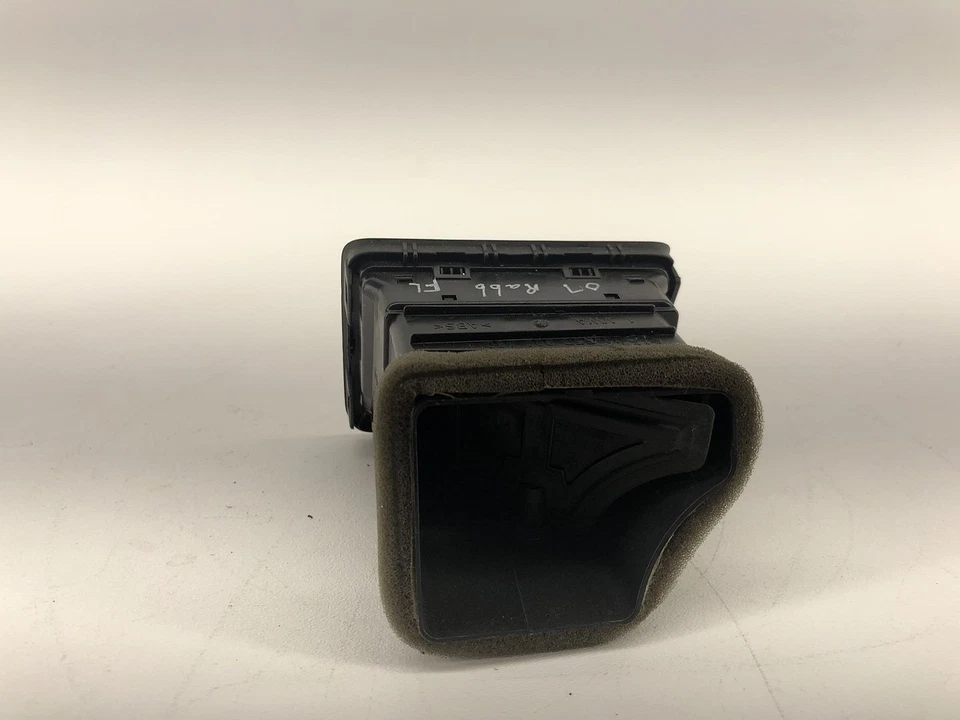 06-09 VOLKSWAGEN RABBIT DELANTERO IZQUIERDO LADO DEL CONDUCTOR SALPICADERO REJILLA VENTILACIÓN AIRE OEM Foto 3 de 4