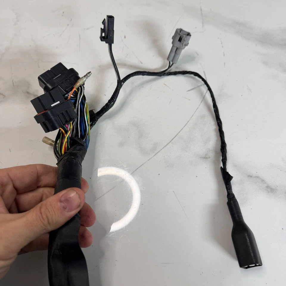 01-07 SUZUKI HAYABUSA ARNÉS DE CABLEADO MOTOR TELAR 36610-24F90 Foto 4 de 4