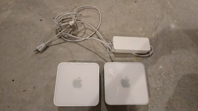 2x Apple Mac Mini A1283 Computer with 1 AC Adapter - Tested and Working