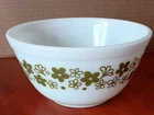 VINTAGE Pyrex Spring Blossom CRAZY DAISY #402 Nesting Mixing Bowl 1 1/2 QT 1.5