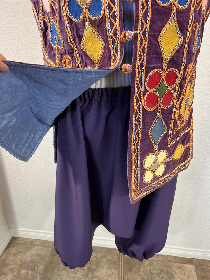 "Disfraz Aladdin Coro Comerciante Púrpura Colorido Chaleco Musical Talla 42"" Nuevos Pantalones" Foto 2 de 4