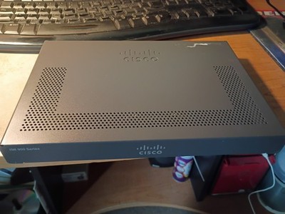 Cisco C927-4PM ISR 900 4-port GE managed switch 1 port GE 1 VADSL