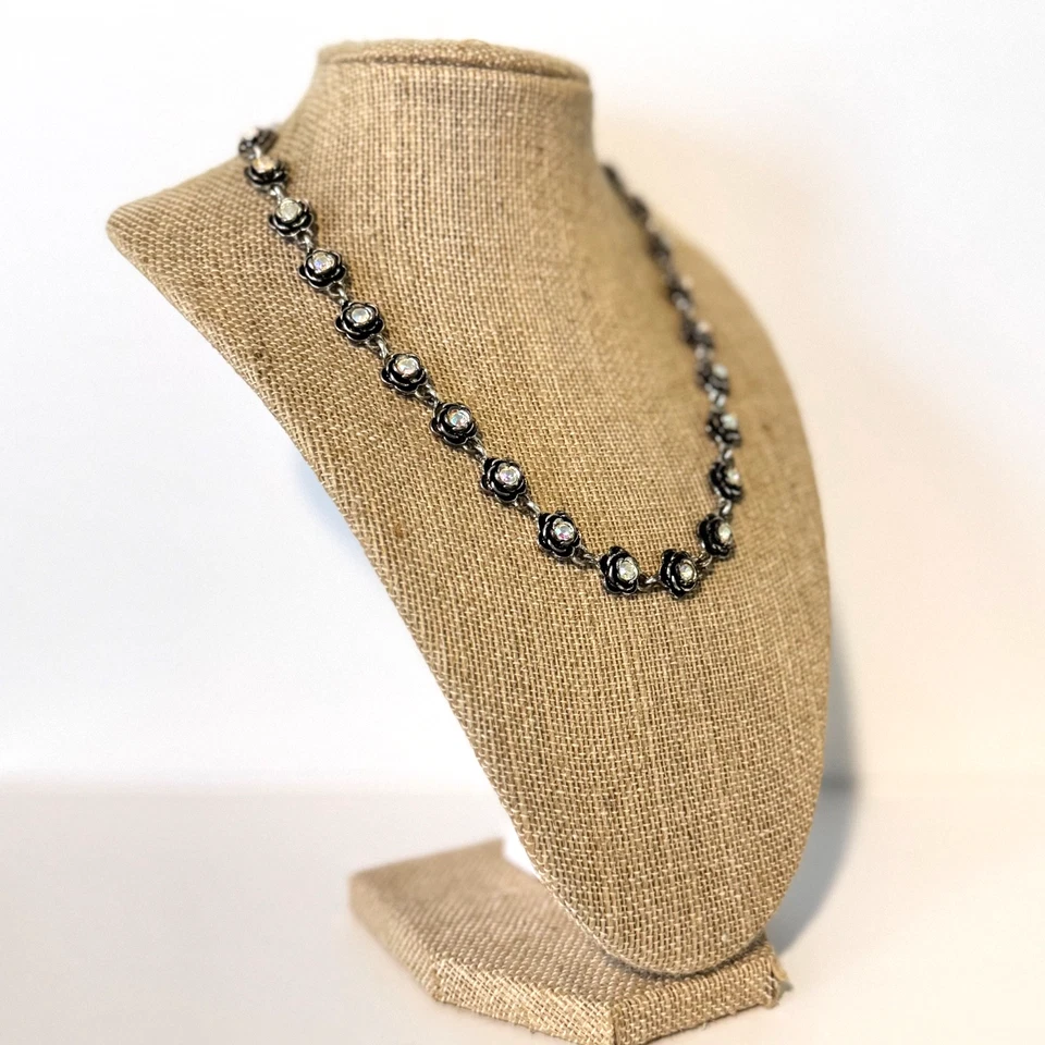 Collar Vintage Premier Designs Primrose Aurora Boreal Estrás Tono Plata Foto 4 de 4