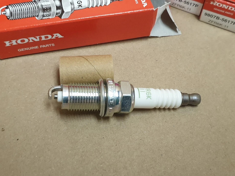 Honda CR-V 2.4 Spark Plug X10 2006-on 9807B5617P NGK ZFR6K-11 Genuine NEW - Image 3 of 4