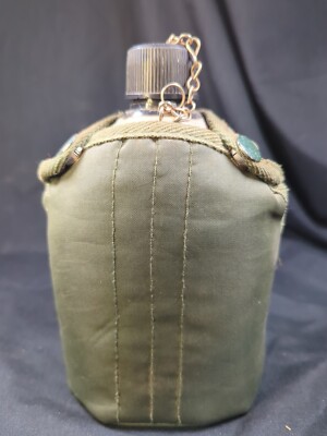VINTAGE 1942 Green Canteen Water Bottle US Army Military