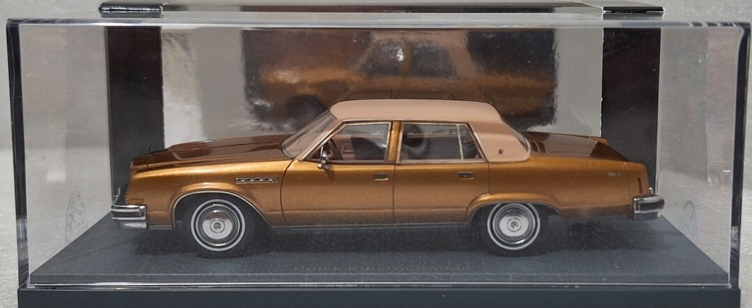WOW Buick Electra Sedan Version 1 1977 Brown Met 1:43 Neo 44775