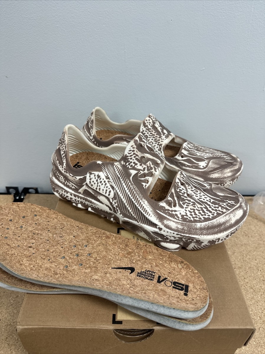 DM0886-101 Nike ISPA Universal Natural and Desert Dust Mink Brown