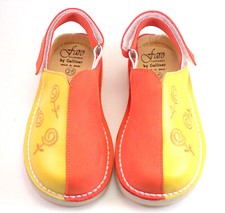 DE OSU-FARO -Spain -Girls Yellow-Orange Leather Clogs -European -Shoes -Size 8-9