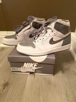 Men's Jordan 1 Retro High OG Stealth  Sneakers 555088 037 Size 9