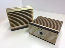 Lot of 2 Aluminum Semiconductor Style Heat Sinks, 6" x 5" x 2.5" Finns: 22, HS1