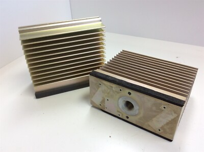Lot of 2 Aluminum Semiconductor Style Heat Sinks, 6'' x 5'' x 2.5'' Finns: 22, HS1