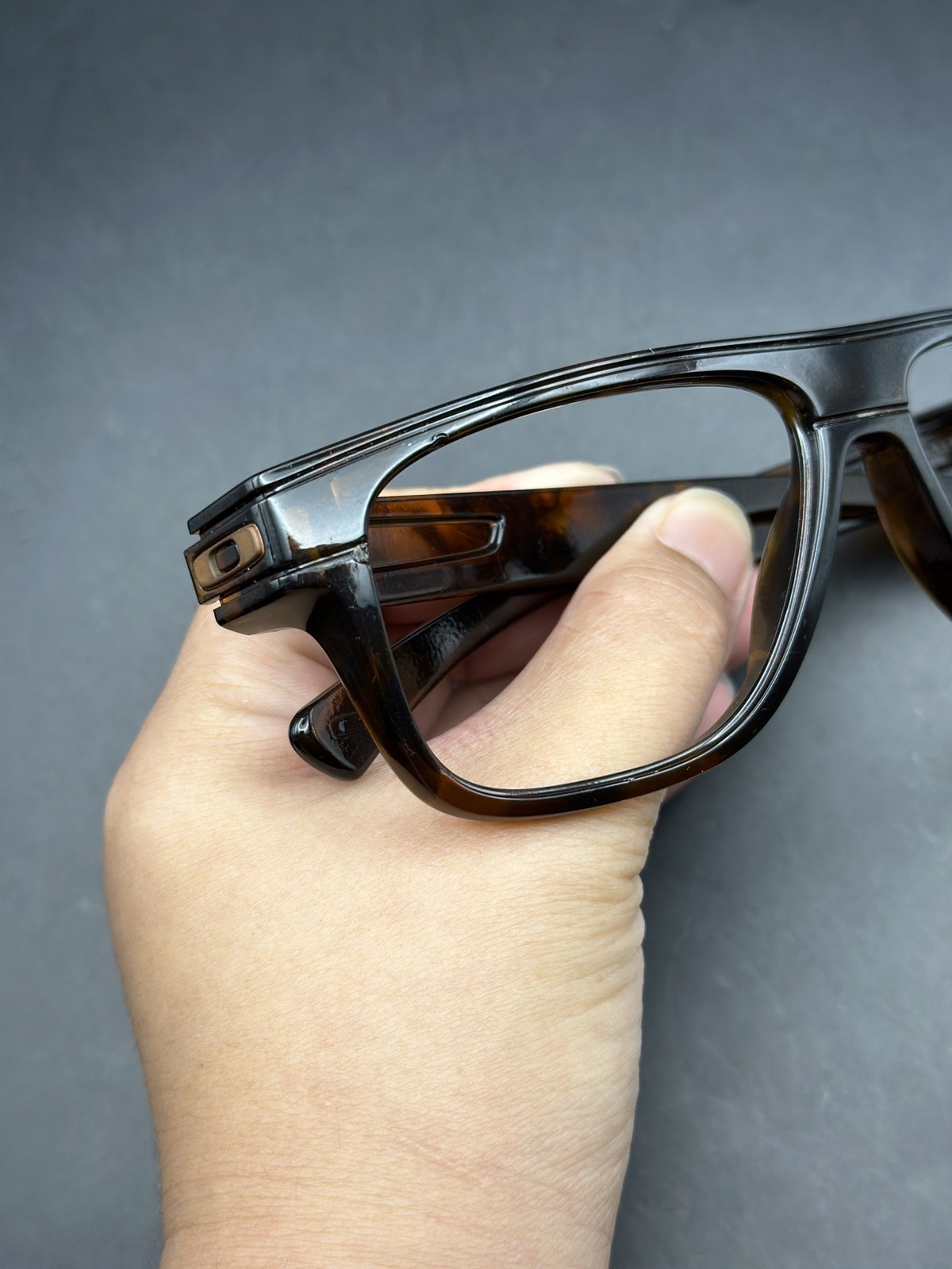 Oakley Breadbox Tortoise Frame - image 10