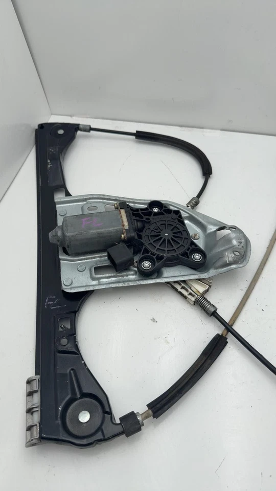 01 02 03 04 MERCEDES C-CLASS Front Door Regulator Mercedes-Benz Left - Изображение 2 из 4