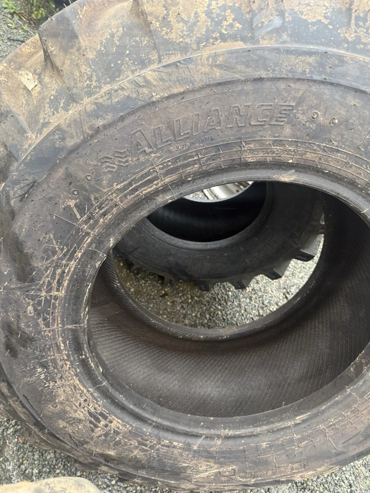 17.5-25 Alliance 306 Industrial Telehandler Tyre - Image 2 of 4