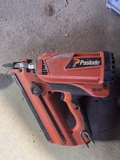 Paslode CFXP Cordless 30 Degree Gas Nail Gun ...