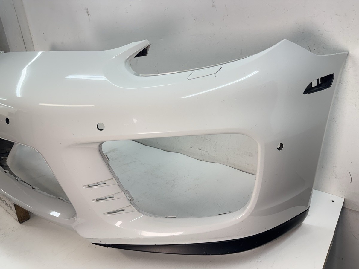 ホワイトレースカバー フリンジ付き ハンドメイド　ビンテージ 2014-2016 Porsche Panamera Turbo GTS Front Bumper Cover w/ Sensor