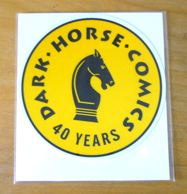 40 Jahre Dark Horse Comics Fenstersticker Werbeartikel (2026) Dark Horse
